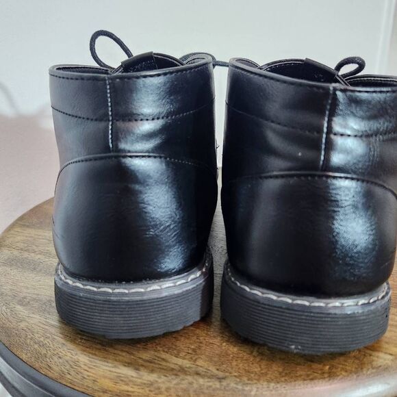 London Fog Black Lace-Up Chukka Boots Size 11 London Fog Blackburn Boots - Picture 6 of 9